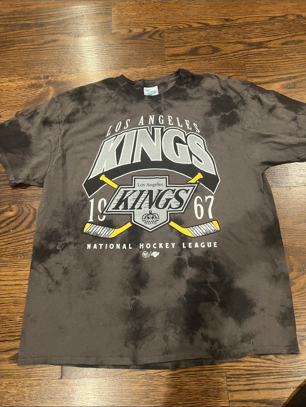 Los Angeles Kings Black Tie-Dye Graphic Tee